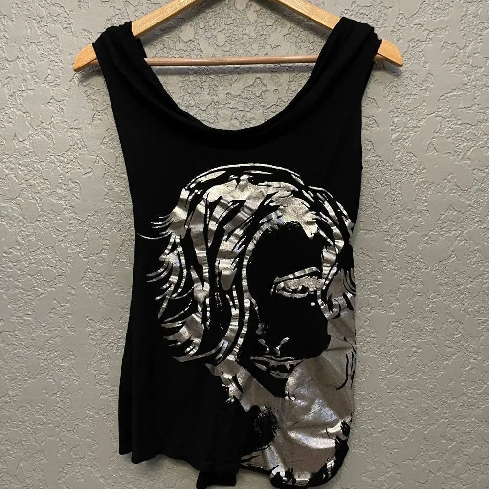 Bombshell Top  - Picture 2 of 10